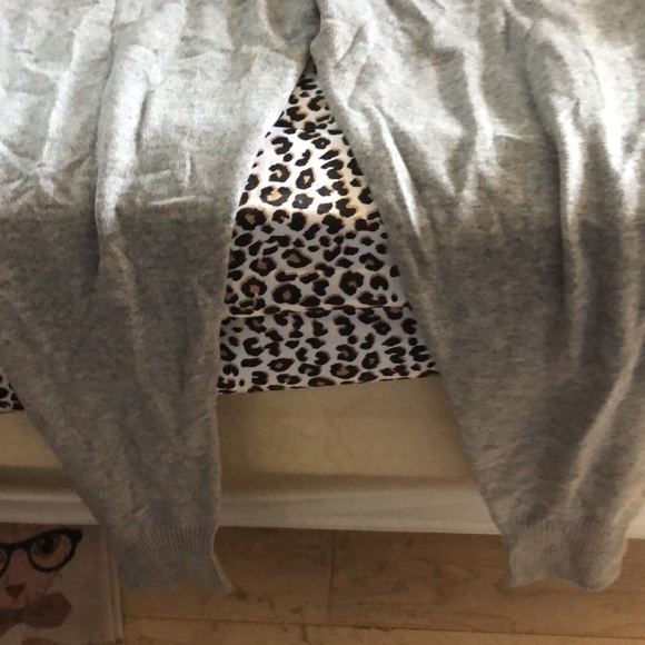 Ugg gray pants nwt sz L with drawstring - Picture 5 of 5